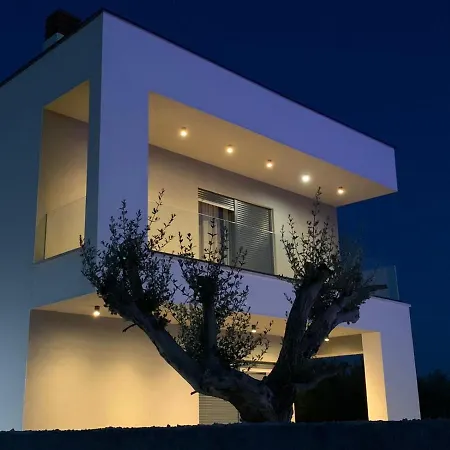 Dunja Villa
