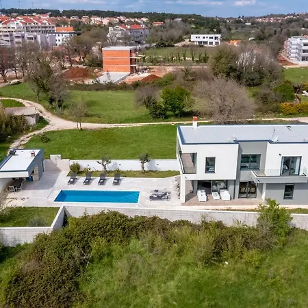 Dunja * מדולין