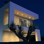 Dunja Villa
