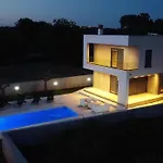 Dunja Villa Medulin