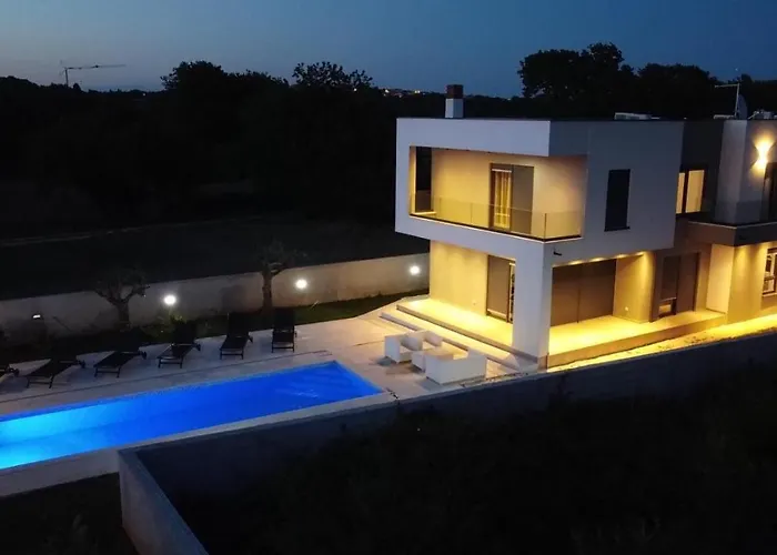 Dunja 빌라 메덜린