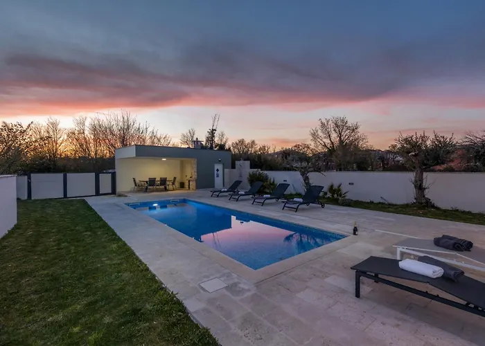 빌라 Dunja 메덜린